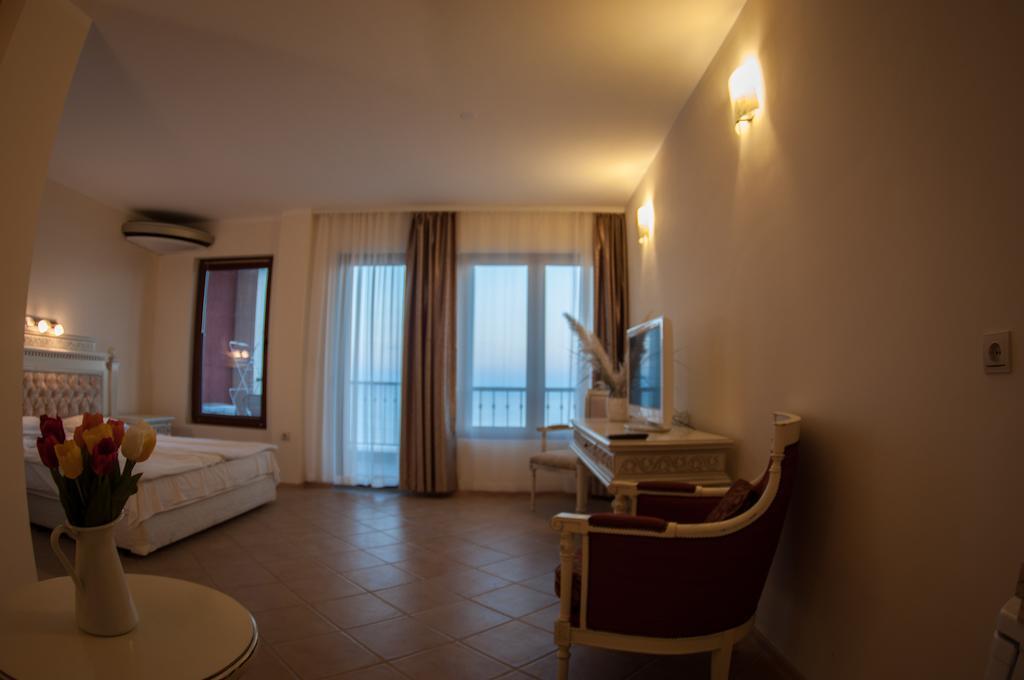 Rocamar Beach Resort Zarewo Zimmer foto