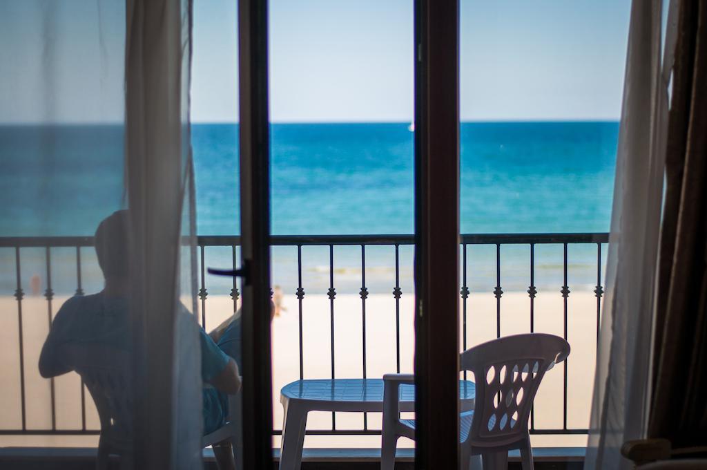 Rocamar Beach Resort Zarewo Zimmer foto